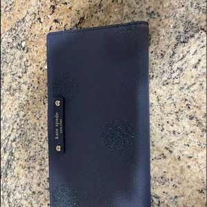 New navy Kate Spade wallet. Never used